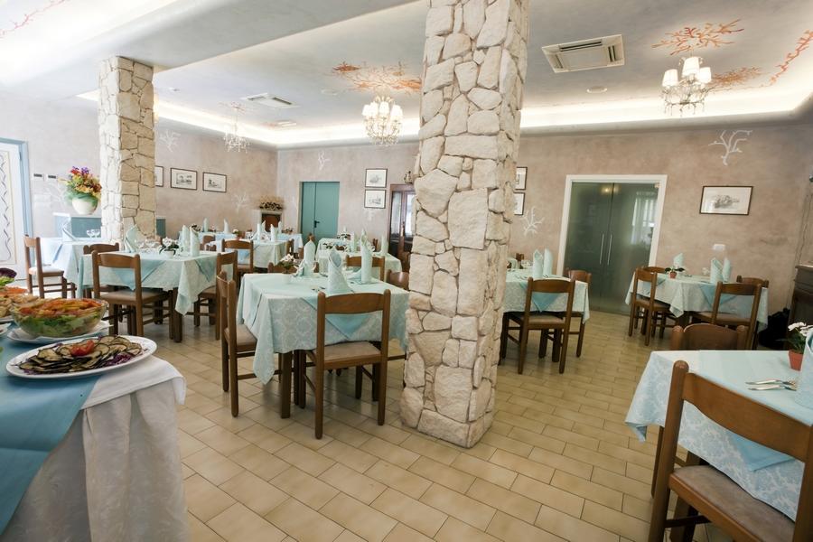 Hotel Rodi Червия Экстерьер фото