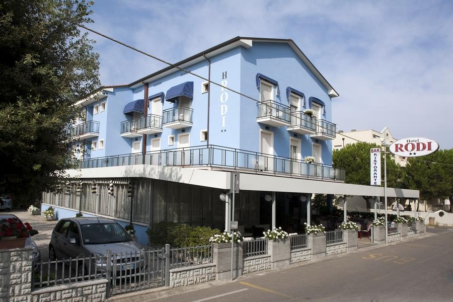 Hotel Rodi Червия Экстерьер фото